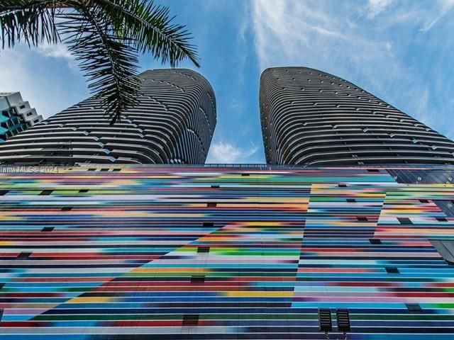 Apartment for sale  Unit #1005 - photo 5605861