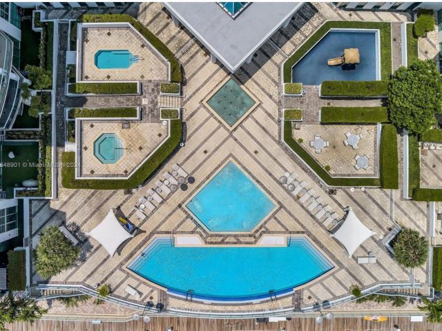 Apartment for sale  Unit #1-1001 - photo 5683108