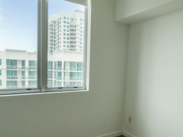 Apartment for sale  Unit #1-1001 - photo 7094623