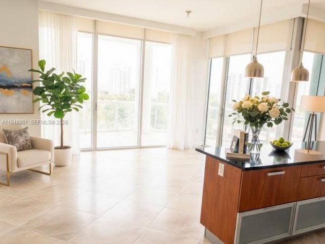 Apartment for sale  Unit #1-1001 - photo 7094625