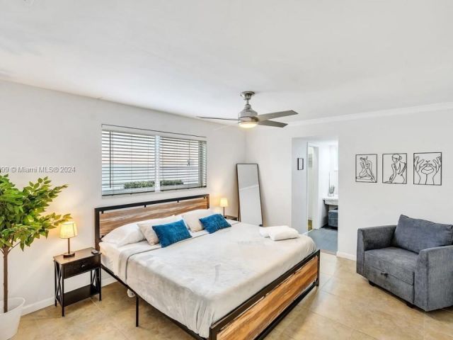 Home for sale at 2210 N 54th Ave - photo 5532264