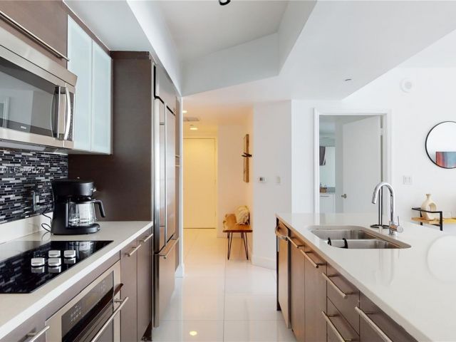 Apartment for sale  Unit #3405 - photo 5731225