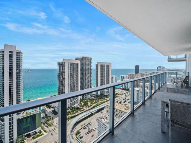 Apartment for sale  Unit #T3507 - photo 5701921