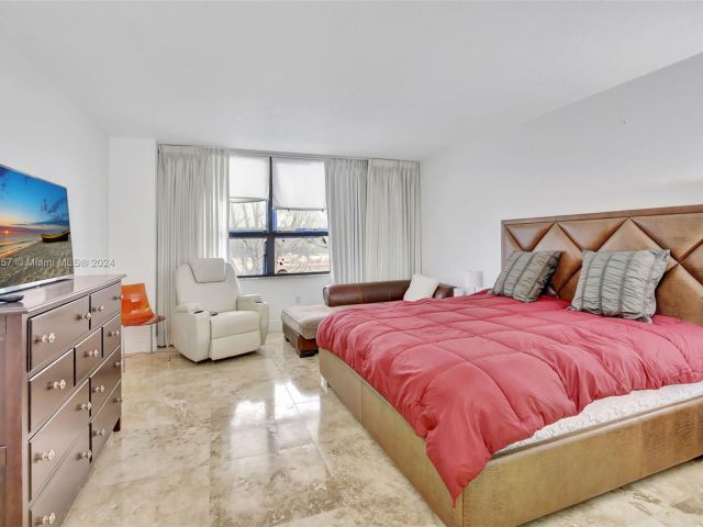 Apartment for sale  Unit #3T - photo 5578081