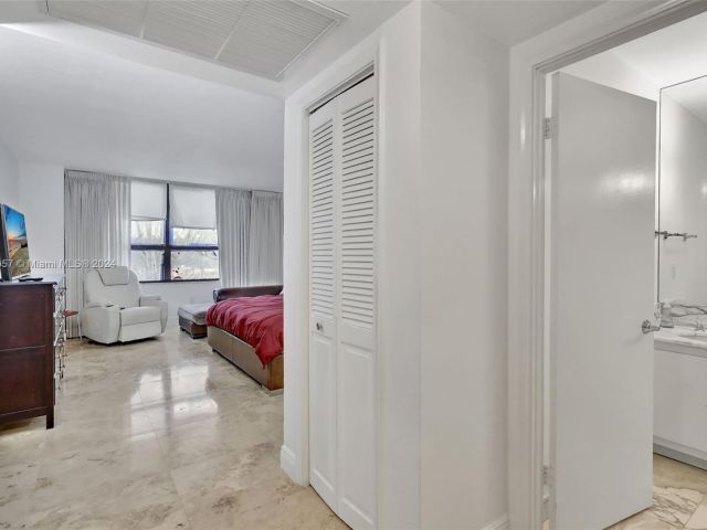 Apartment for sale  Unit #3T - photo 5578082