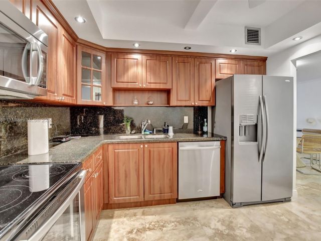 Apartment for sale  Unit #3T - photo 5578085