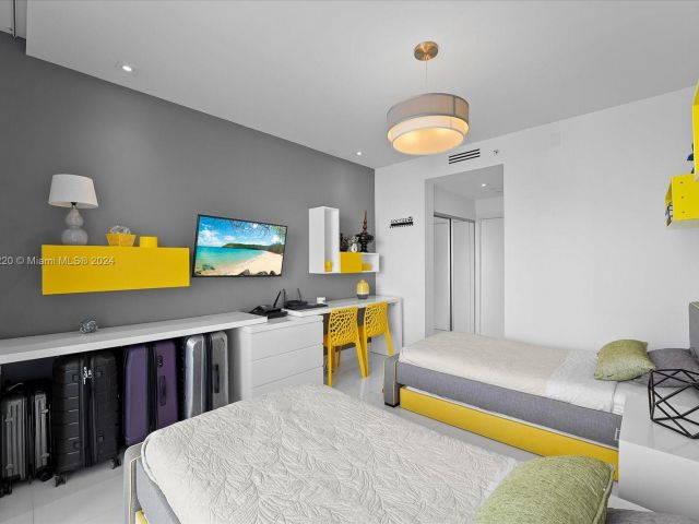 Apartment for sale  Unit #2451 - photo 6035658