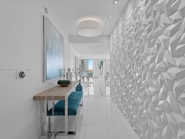 Apartment for sale  Unit #2451 - photo 6035660