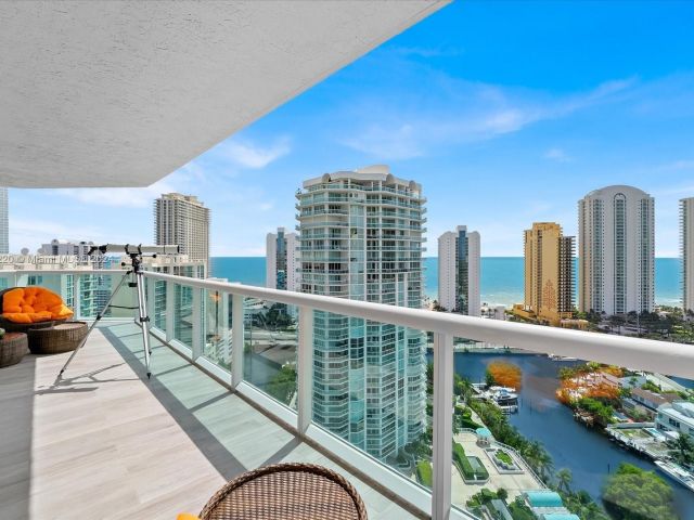 Apartment for sale  Unit #2451 - photo 6035670