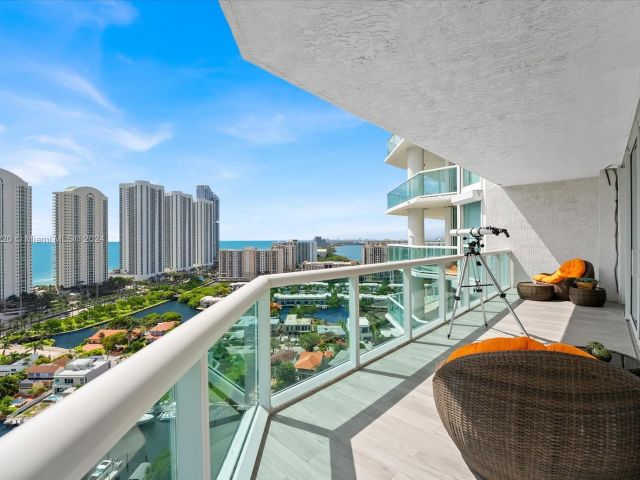 Apartment for sale  Unit #2451 - photo 6035672