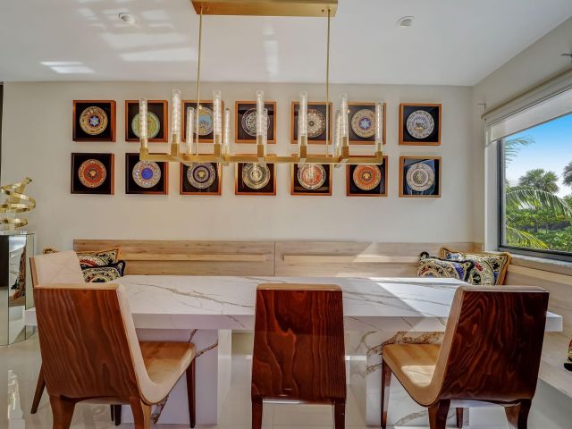 Home for sale at 173 SE 1st Cir 173 - photo 5543694