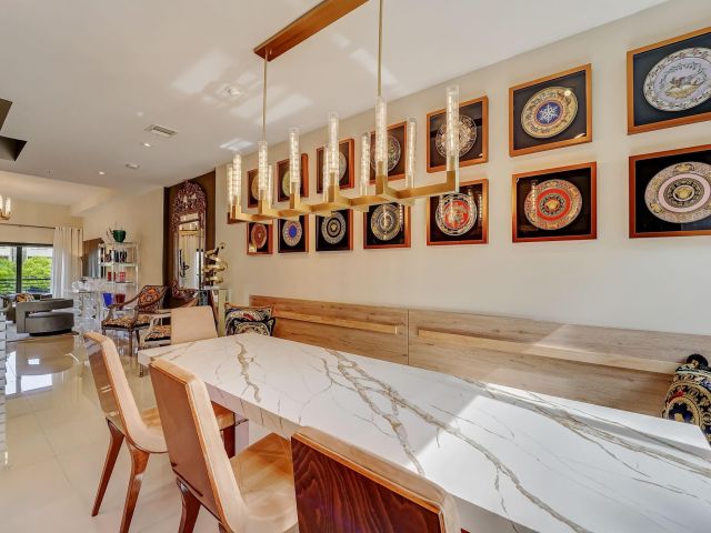 Home for sale at 173 SE 1st Cir 173 - photo 5543695