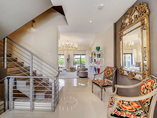 Home for sale at 173 SE 1st Cir 173 - photo 5543703