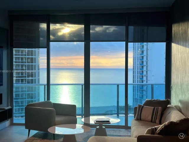 Apartment for rent  Unit #1203 - photo 5601904