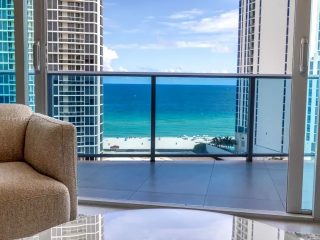 Apartment for rent  Unit #1203 - photo 5601905