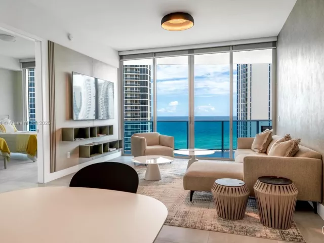 Apartment for rent  Unit #1203 - photo 5601908