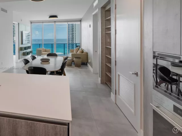 Apartment for rent  Unit #1203 - photo 5601898