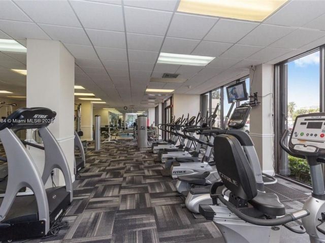 Apartment for sale  Unit #1107 - photo 5670589