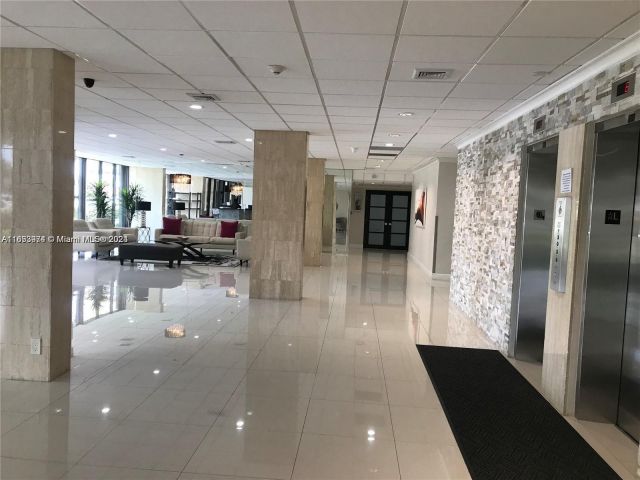 Apartment for sale  Unit #1107 - photo 5670591