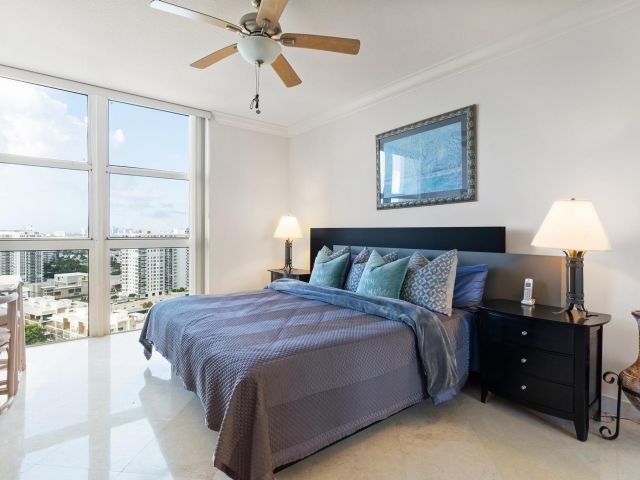 Apartment for sale  Unit #1910 - photo 5895837