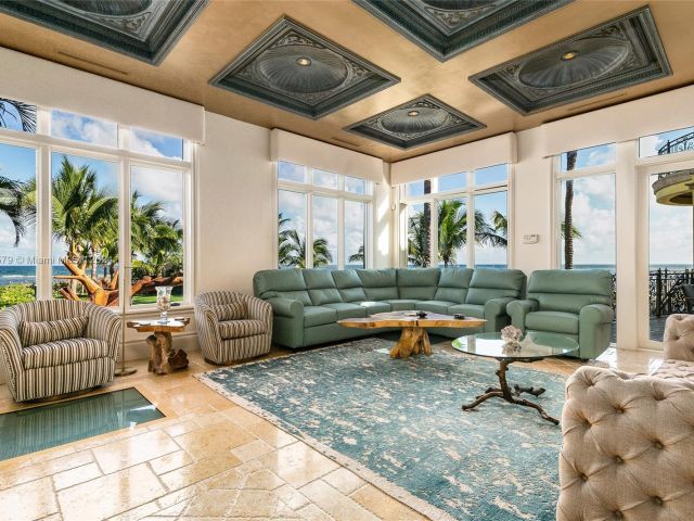 Home for rent at 2306 Bay Dr - photo 5542749