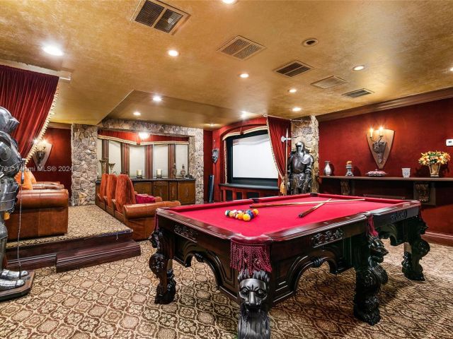 Home for rent at 2306 Bay Dr - photo 5542758