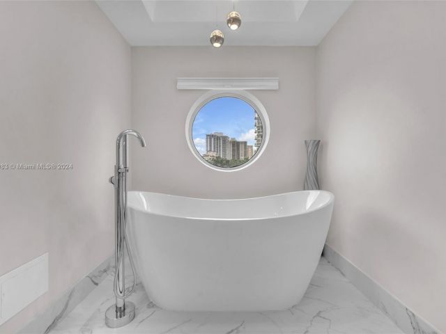 Apartment for sale  Unit #601 - photo 5692866