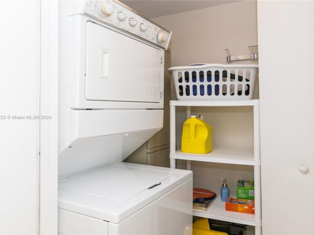 Apartment for rent  Unit #4307 - photo 5672797