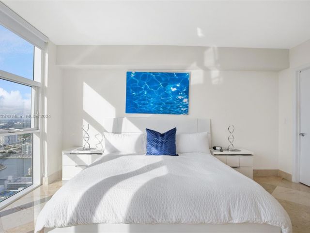 Apartment for rent  Unit #4307 - photo 5672801