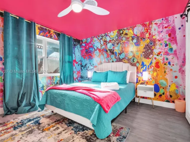 4-bedroom home for rent in Fort Lauderdale - 5830 NE 14th Rd - MondialRealty