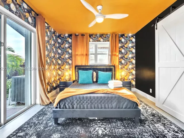 4-bedroom home for rent in Fort Lauderdale - 5830 NE 14th Rd - MondialRealty