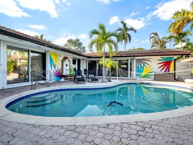 4-bedroom home for rent in Fort Lauderdale - 5830 NE 14th Rd - MondialRealty