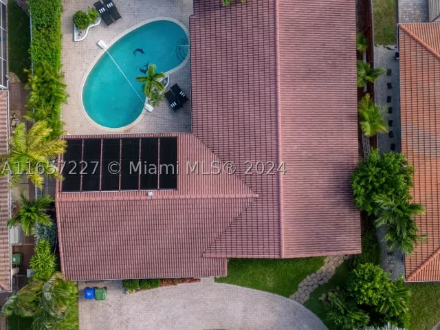 4-bedroom home for rent in Fort Lauderdale - 5830 NE 14th Rd - MondialRealty