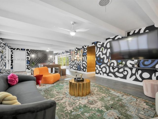 Home for rent at 5830 NE 14th Rd - photo 5568255