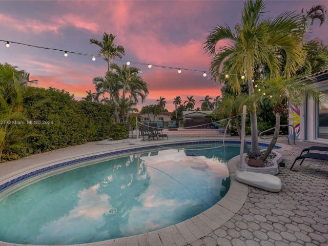 Home for rent at 5830 NE 14th Rd - photo 5568265