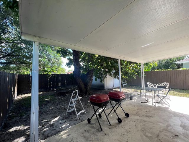 Home for sale at 1810 NW 69th Ter - photo 6008613