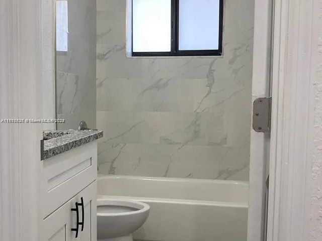 Home for sale at 1810 NW 69th Ter - photo 6008615