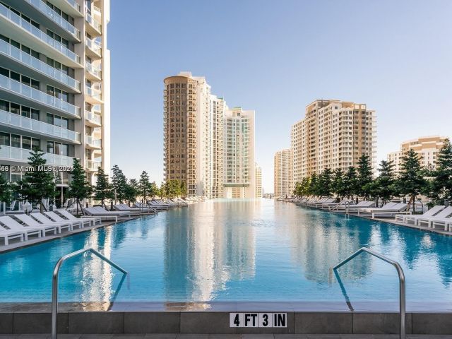 Apartment for rent  Unit #4902 - photo 5614785