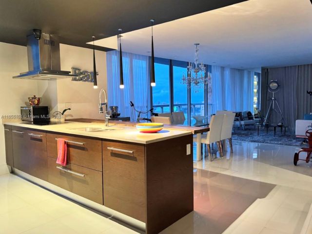 Apartment for rent  Unit #4902 - photo 5614794