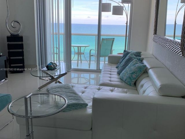 Apartment for sale  Unit #12M - photo 5635551