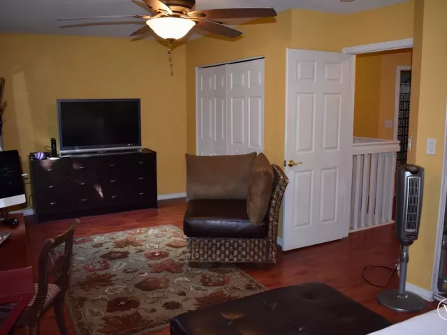 1-bedroom condo for sale in Hollywood - 3801 S Ocean Dr 12M - MondialRealty