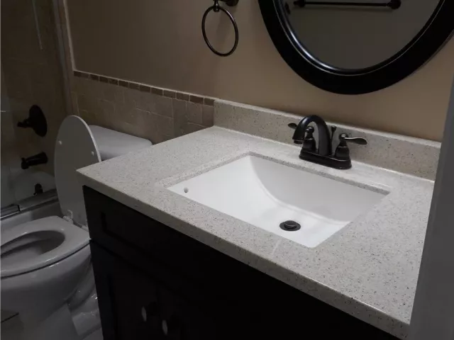 1-bedroom condo for sale in Hollywood - 3801 S Ocean Dr 12M - MondialRealty