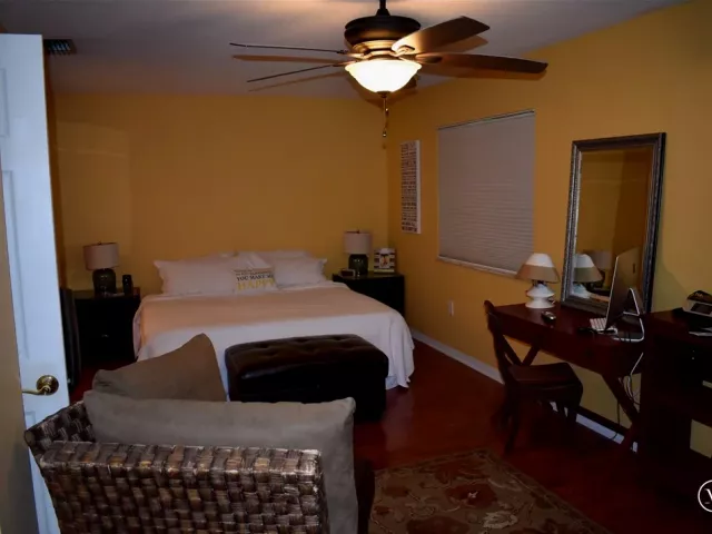 1-bedroom condo for sale in Hollywood - 3801 S Ocean Dr 12M - MondialRealty
