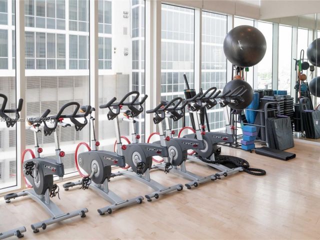 Apartment for sale  Unit #2607 - photo 5641394