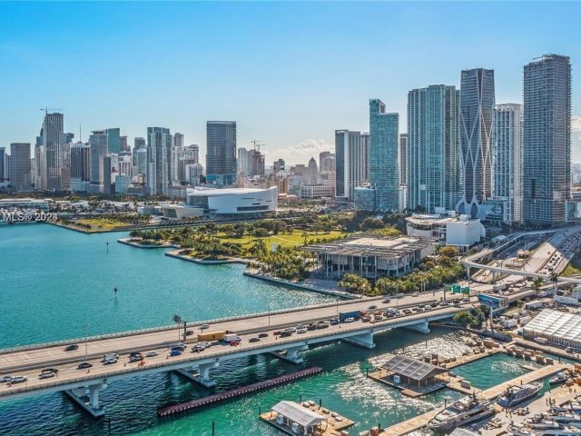 Apartment for sale  Unit #2607 - photo 5641398