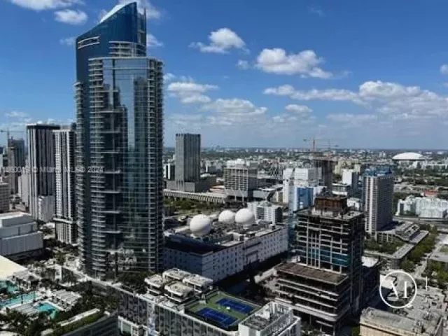 Apartment for sale  Unit #2607 - photo 5641400