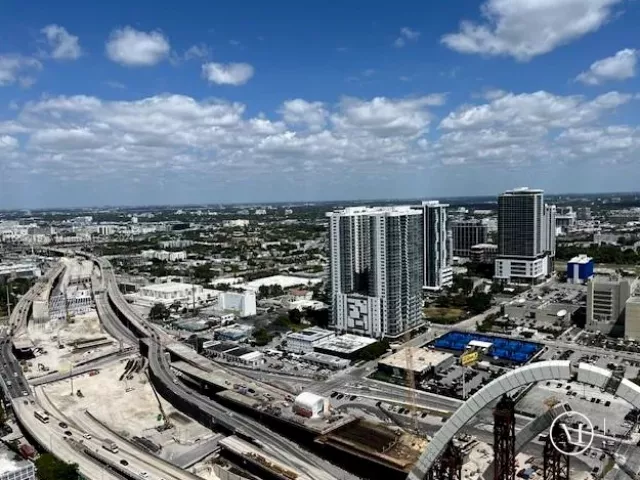 Apartment for sale  Unit #2607 - photo 5641401