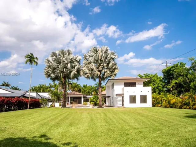 Home for sale at 4020 SW 129th Ave - photo 5831689