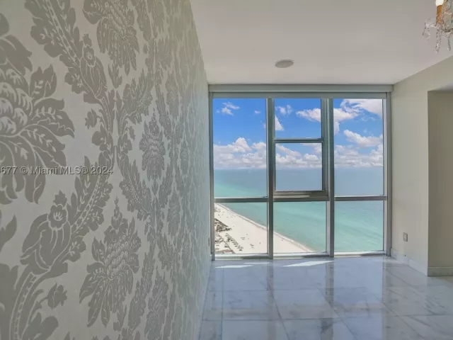3-bedroom condo for sale in Sunny Isles Beach - 18201 Collins Ave 3404&Cabana - MondialRealty