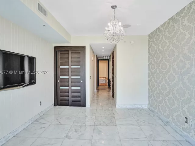 3-bedroom condo for sale in Sunny Isles Beach - 18201 Collins Ave 3404&Cabana - MondialRealty